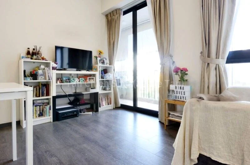 3 Bed Condo for Sale in  River Isles - Image 4