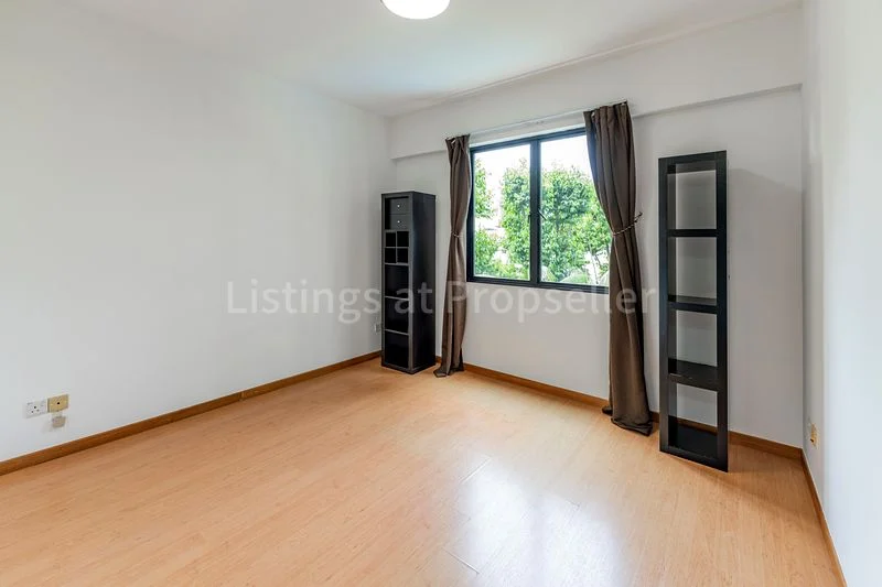 3 Bed Condo for Sale in Central Grove - Image 7