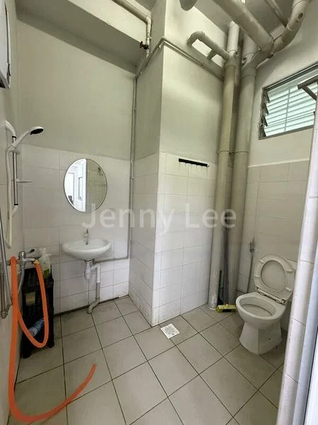 Light Industrial (B1) for Rent: Wcega Tower - Image 2