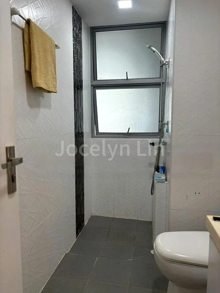 Room (Condo) for Rent in  Lakeholmz - Image 1