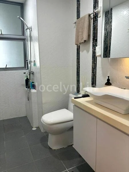 Room (Condo) for Rent in  Lakeholmz - Image 2