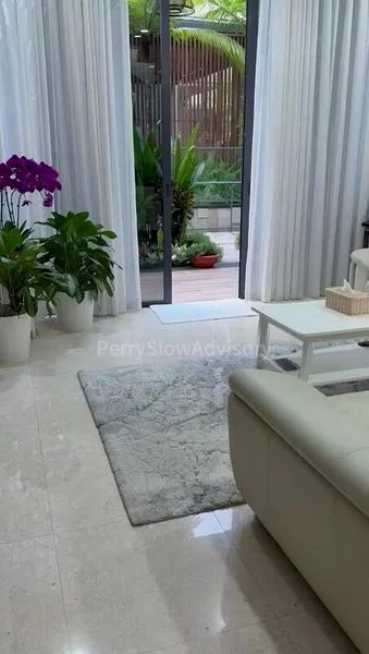 4 Bed Terraced House (Landed) for Rent in  Sunrise Gardens - Image 3