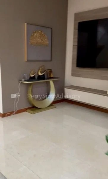 4 Bed Terraced House (Landed) for Rent in  Sunrise Gardens - Image 2