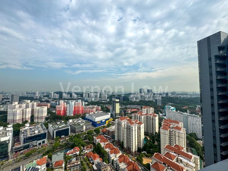 2 Bed Condo for Sale in  Stirling Residences - Image 3