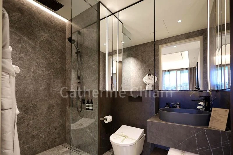 1 Bed Condo for Sale in  Asia Square Towers - Image 4