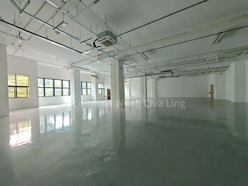 Light Industrial (B1) for Rent: Interlocal Centre - Image 5