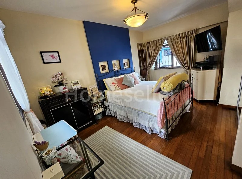 5 Room (5I) HDB for Sale in 687B Choa Chu Kang Drive - Image 6