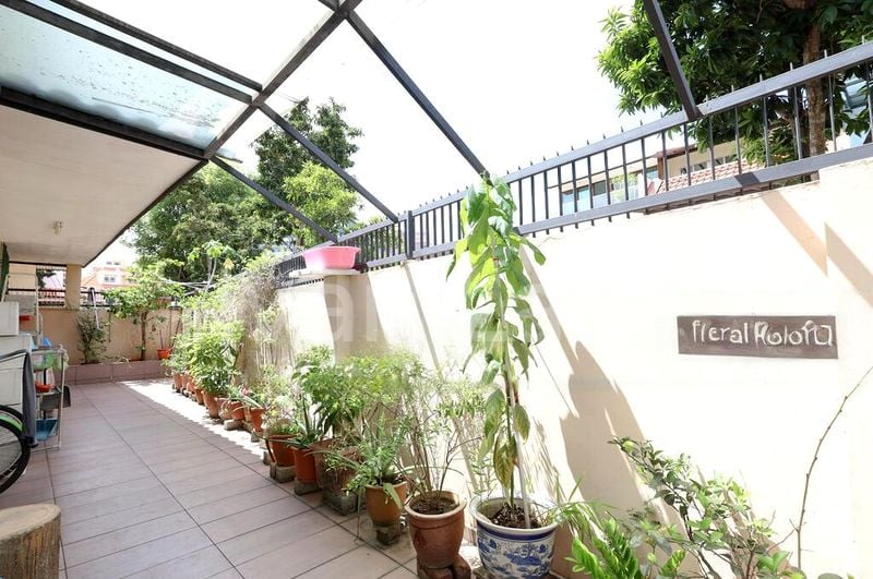 5 Bed Corner Terrace (Landed) for Sale in Thrift Drive - Image 13