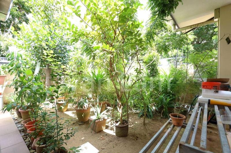 5 Bed Corner Terrace (Landed) for Sale in  Thrift Drive - Image 11