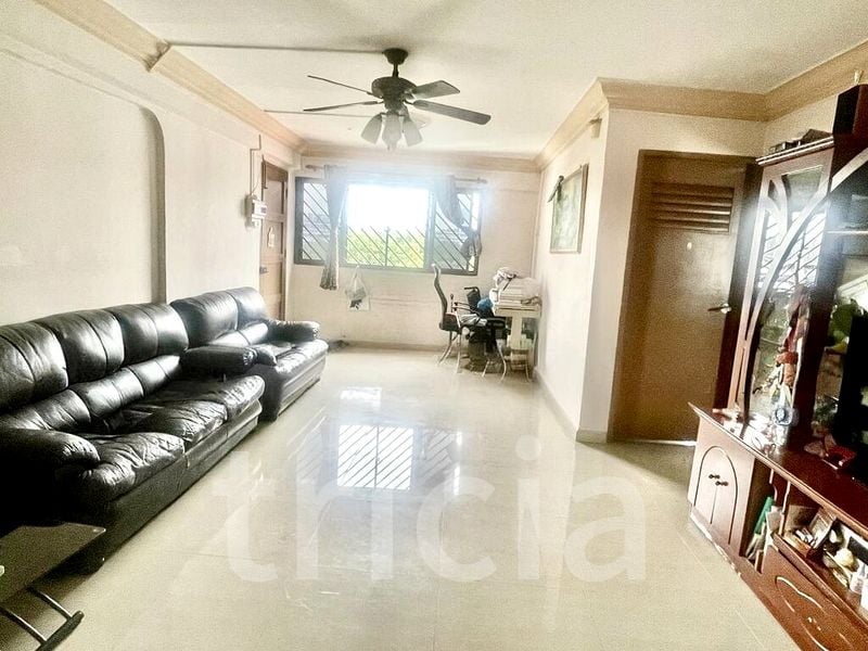 4 Room (4A) HDB for Rent in  261 Jurong East Street 24 - Image 4