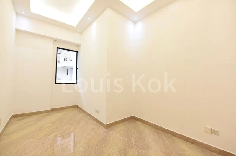 5 Bed Condo for Rent in  Spring Grove - Image 4