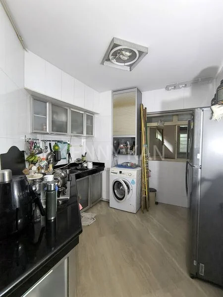 Common Room (HDB) for Rent in  132 Edgedale Plains - Image 6