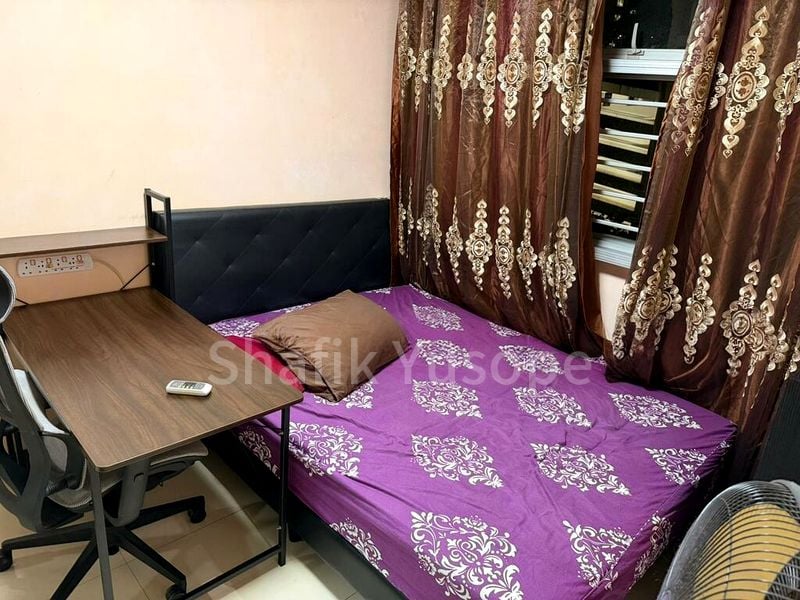 Common Room (HDB) for Rent in  Bukit Batok West Avenue 8 - Image 1