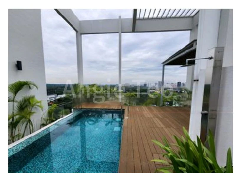 4 Bed Condo for Rent in  Cyan - Image 5