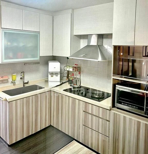 Maisonette HDB for Sale in  151 Yung Ho Road - Image 2