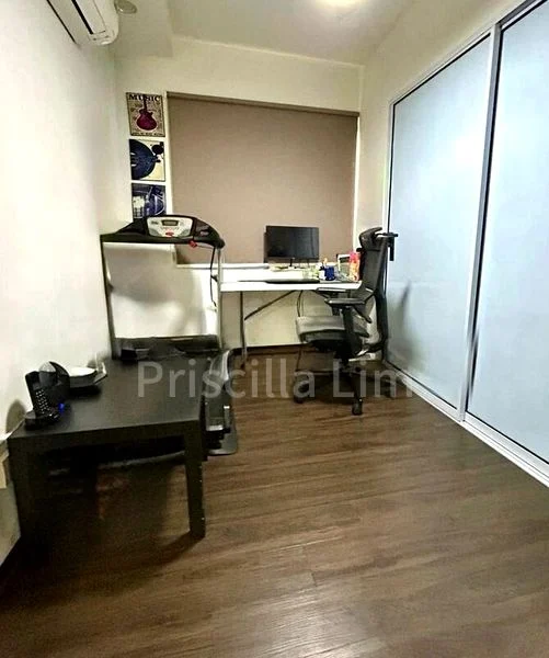 Maisonette HDB for Sale in  151 Yung Ho Road - Image 9