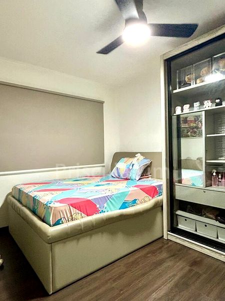 Maisonette HDB for Sale in  151 Yung Ho Road - Image 3