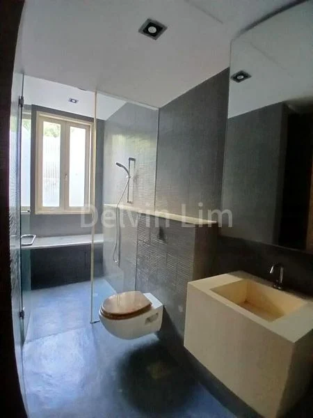 Office for Rent: Mohamed Sultan Road - Image 1