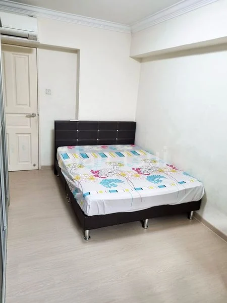 Common Room (HDB) for Rent in  171A Edgedale Plains - Image 1