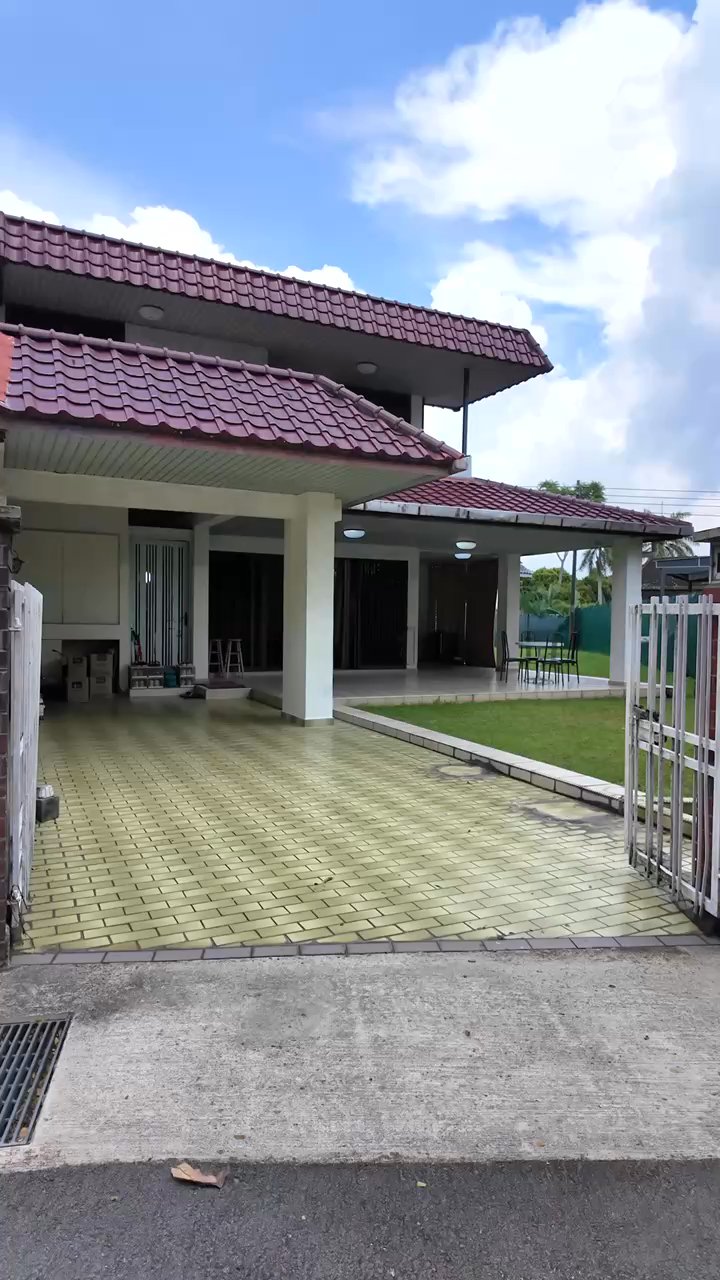 4 Bed Semi-Detached House (Landed) for Sale in  Mayflower Gardens - Image 18