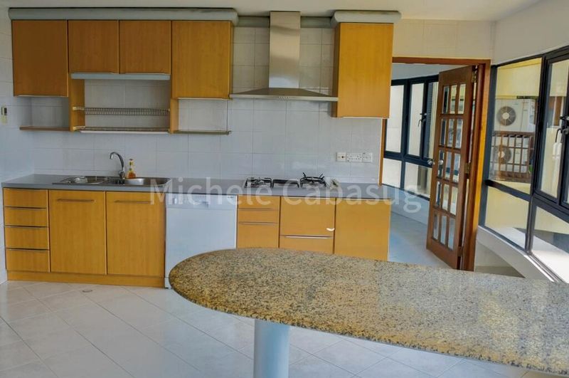 4 Bed Apartment (Condo) for Sale in  The Draycott - Image 2