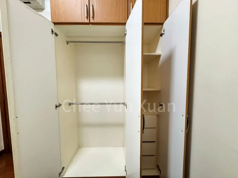 Common Room (Condo) for Rent in  Claremont - Image 13