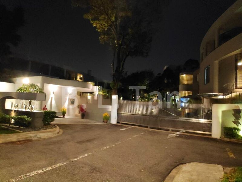 4 Bed Condo for Rent in  The Peak - Image 13