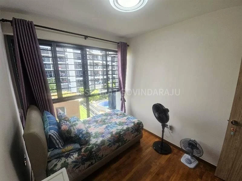 3 Bed Executive Condo for Sale in  Twin Fountains - Image 4