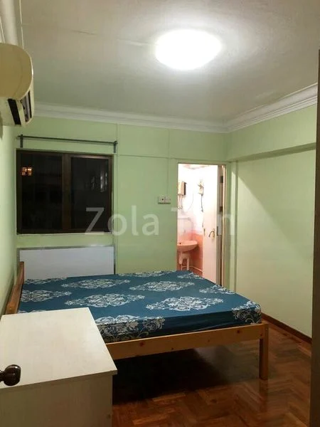 Master Room (HDB) for Rent in  304 Ang Mo Kio Avenue 1 - Image 1