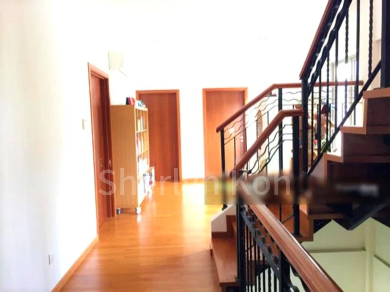 6 Bed Bungalow (Landed) for Rent in  Duchess Garden - Image 2