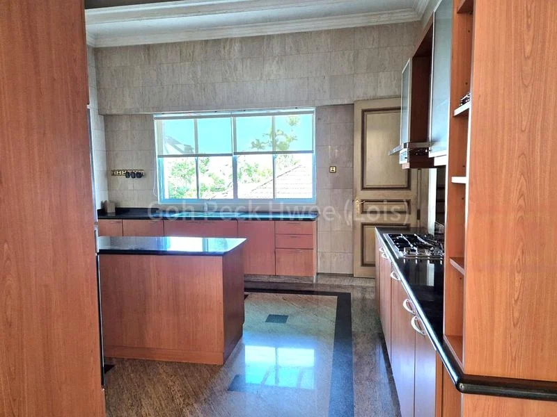 5 Bed Bungalow (Landed) for Rent in  Siglap Hill 33 - Image 4