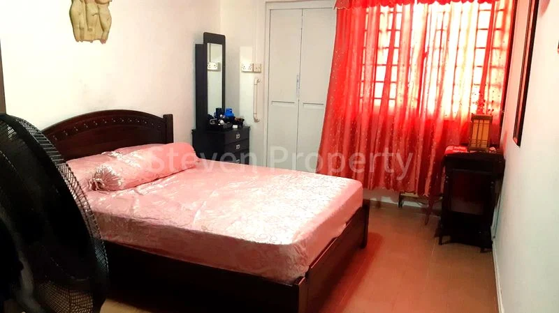 Master Room (HDB) for Rent in  611 Hougang Avenue 8 - Image 1