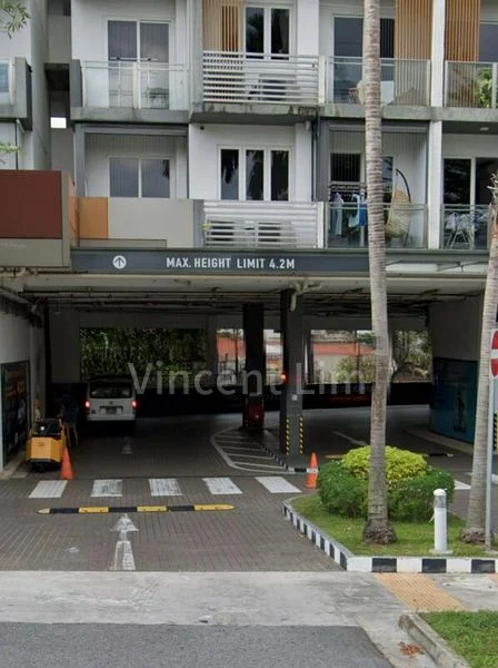 Mall Shop for Sale: Kensington Square - Image 3