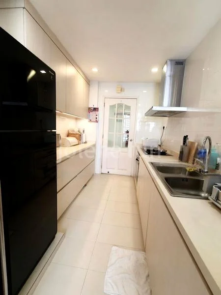 2 Bed Condo for Sale in  Northvale - Image 4