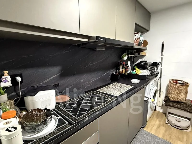 Common Room (Condo) for Rent in  Riverparc Residence - Image 3