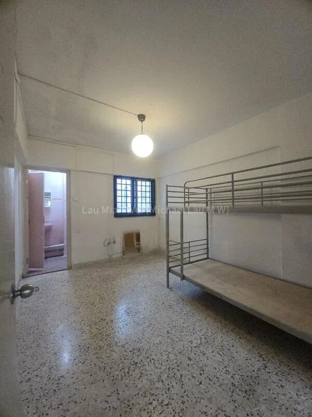 3 Room (3NG) HDB for Rent in  255 Ang Mo Kio Avenue 4 - Image 6