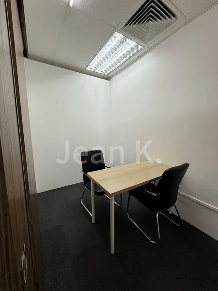 Office for Rent: Parklane Shopping Mall - Image 4