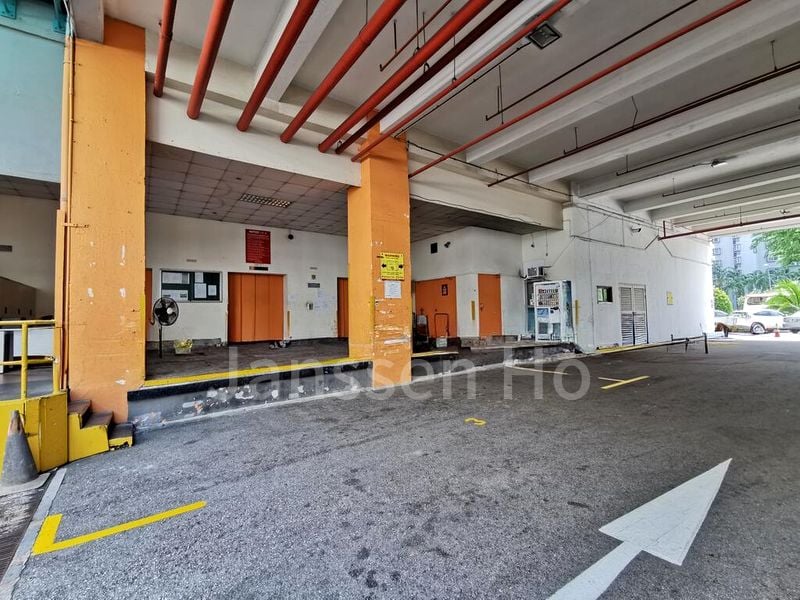 Light Industrial (B1) for Rent: Yi Guang Factory Building - Image 5