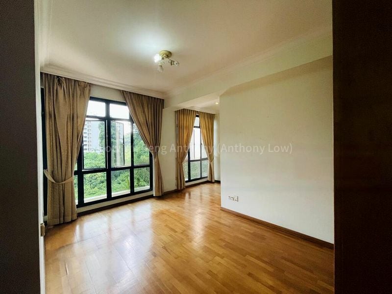 3 Bed Condo for Rent in  The Sterling - Image 9