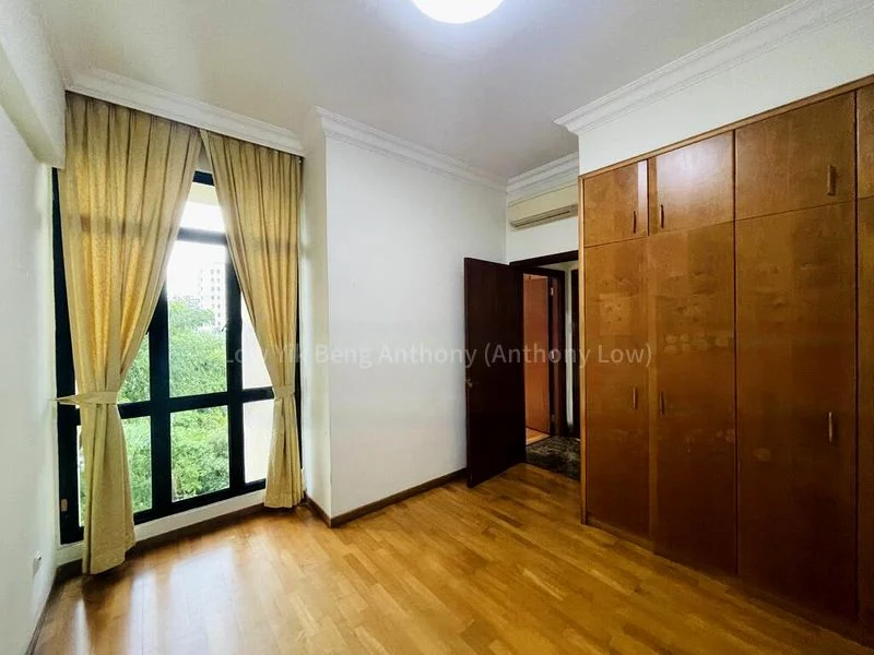 3 Bed Condo for Rent in  The Sterling - Image 5