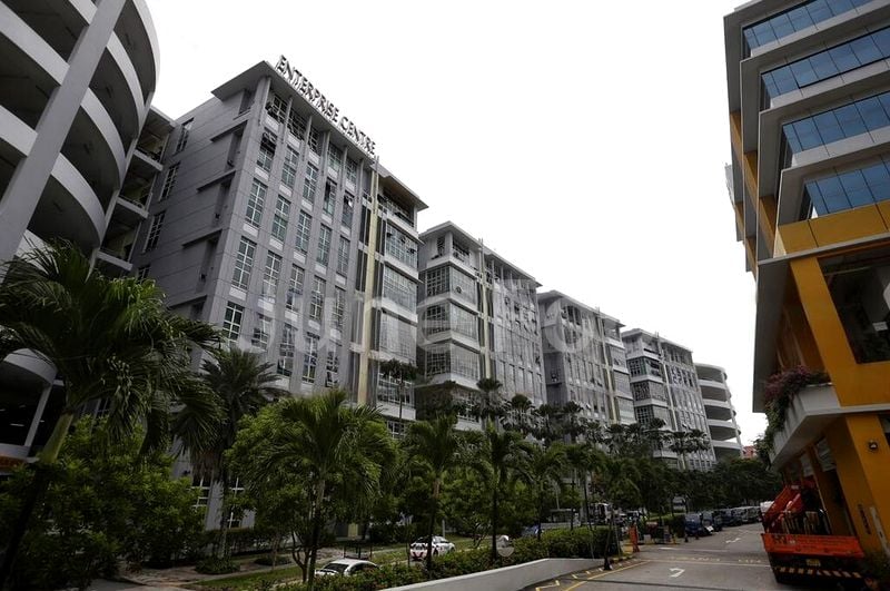 Light Industrial (B1) for Rent: Enterprise Centre - Image 5