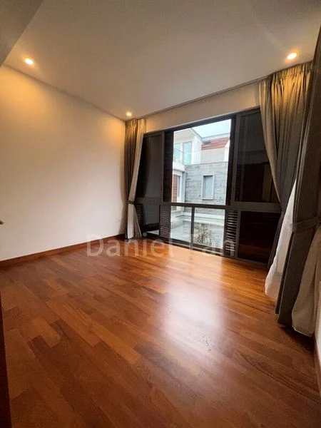 5 Bed Cluster House (Landed) for Rent in  Watten Estate - Image 5