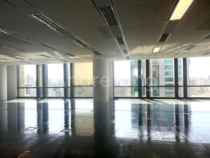 Office for Rent: Parkview Square - Image 2