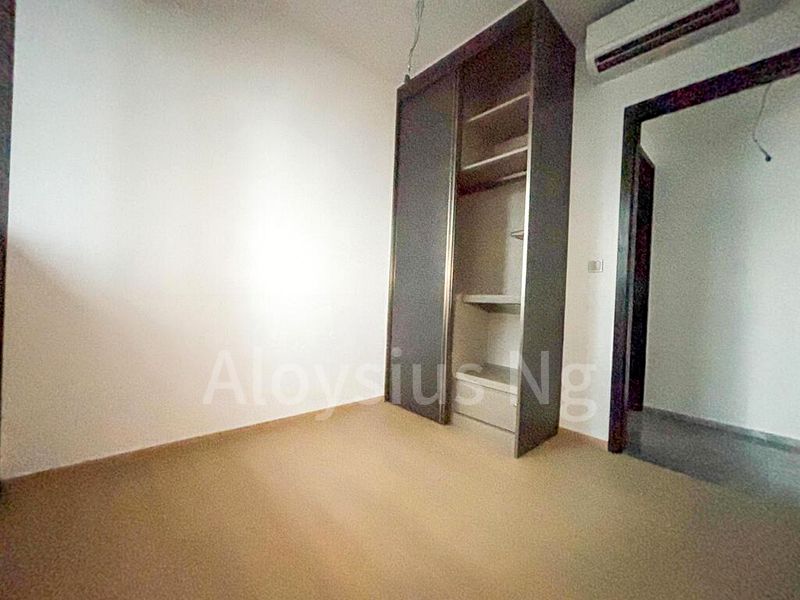 2 Bed Condo for Rent in  Newport Residences / Newport Tower - Image 5