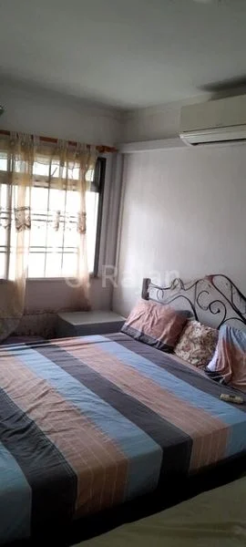 Room (HDB) for Rent in 124A Bukit Merah View - Image 2