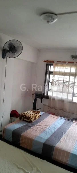 Room (HDB) for Rent in 124A Bukit Merah View - Image 1