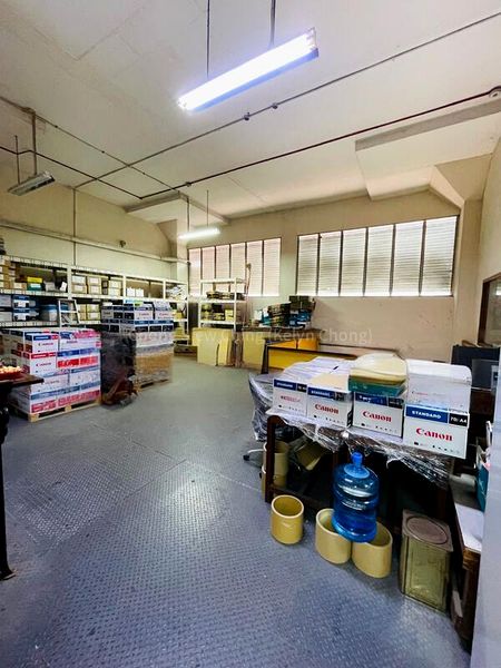 Factory / Workshop (B2) for Rent: City Warehouse - Image 6