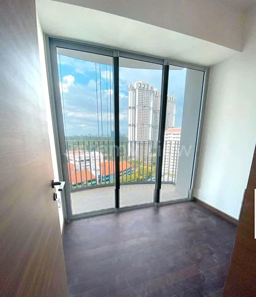 3 Bed Condo for Rent in  Queens Peak - Image 5