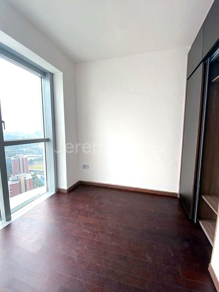 3 Bed Condo for Rent in  Queens Peak - Image 4