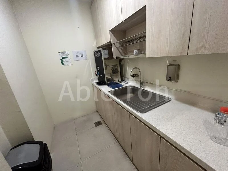 Office for Rent: SLF Building - Image 5